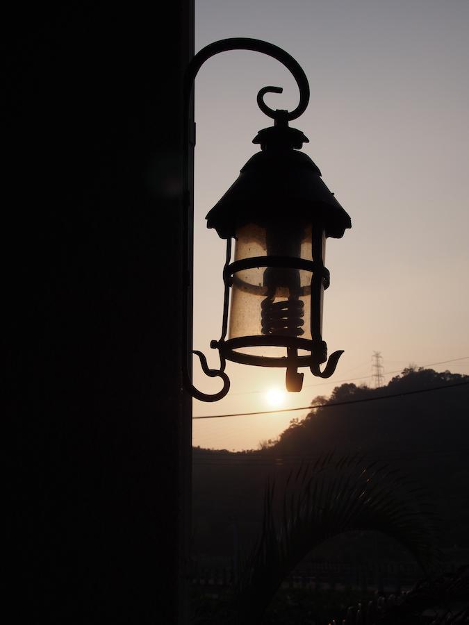 Palm Villa Guesthouse Nantou Dış mekan fotoğraf